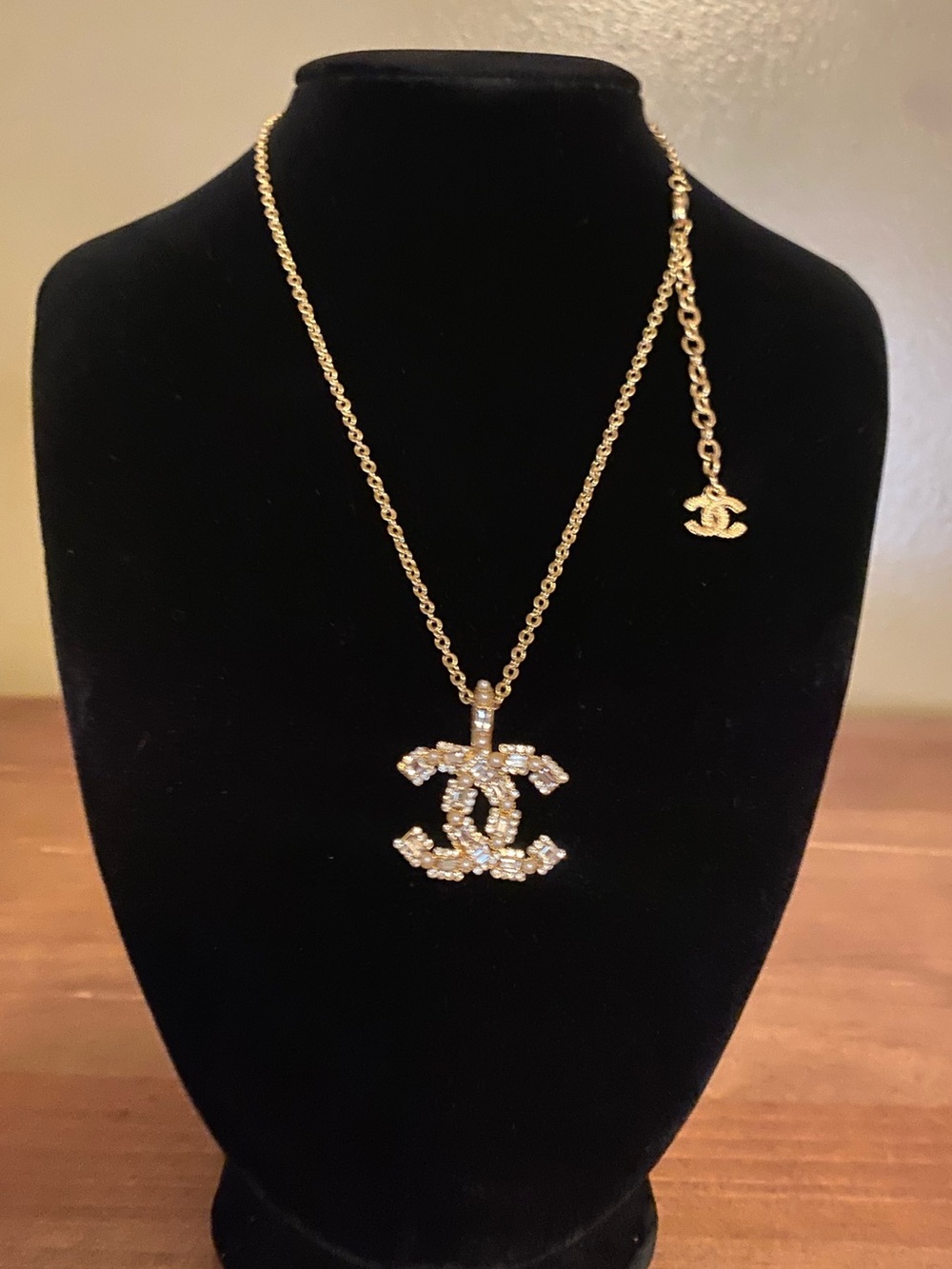 Fashion Jewelry 14K Gold Plated Crystal - Pearl Luxury C-C-Logo Pendant Necklace